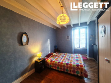 ahr0chm6ly9jzg4uagvzdglhlmltbw8vaw1hz2uvvevom