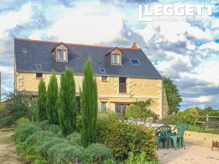 Image No.2-17 Bed House for sale