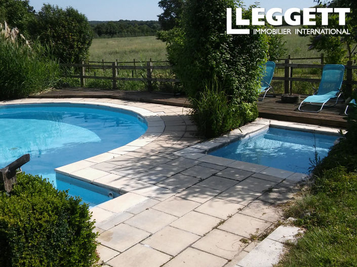 Image No.6-17 Bed House for sale