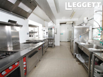 ahr0chm6ly9jzg4uagvzdglhlmltbw8vaw1hz2uvvevom