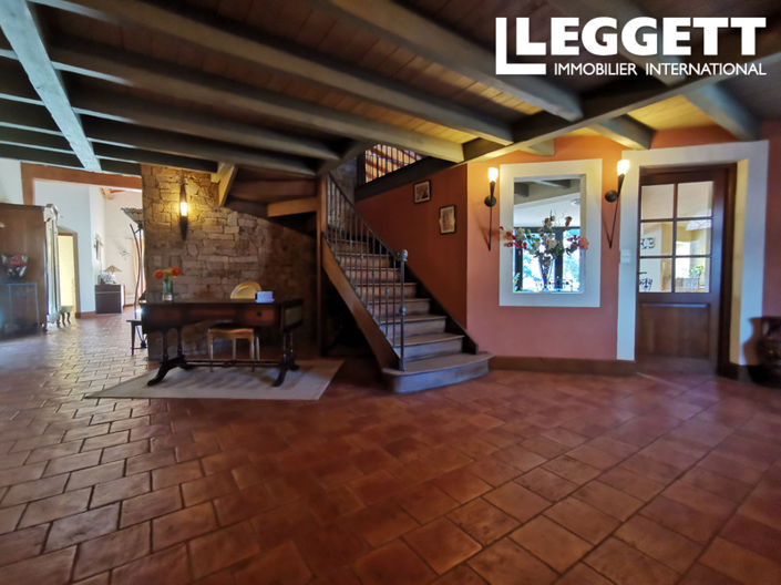 Image No.3-4 Bed House for sale