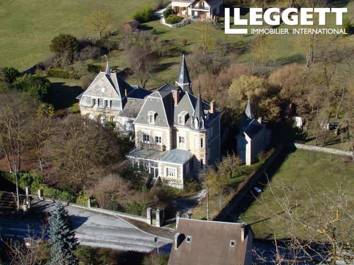 Image No.9-10 Bed Chateaux for sale