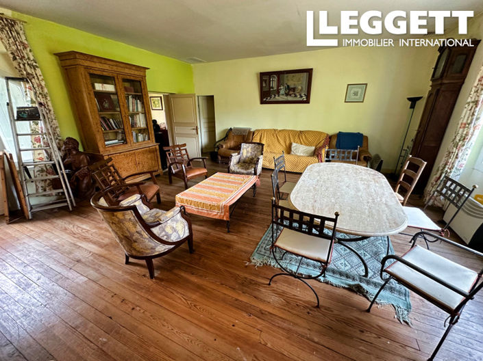 Image No.8-3 Bed House for sale