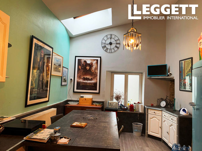 Image No.4-6 Bed House for sale