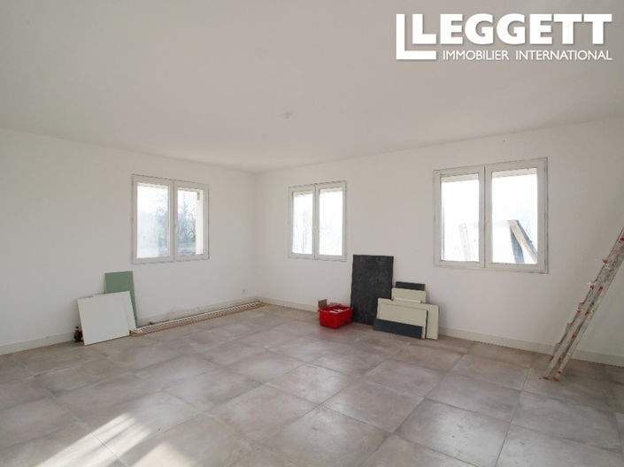 Image No.7-4 Bed House for sale