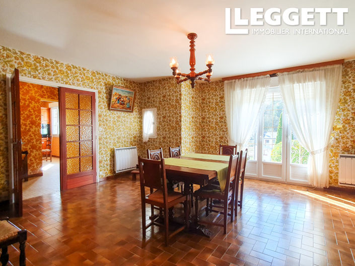 Image No.3-5 Bed House for sale