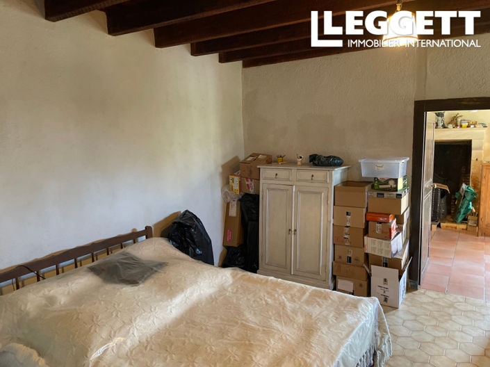 Image No.8-3 Bed House for sale