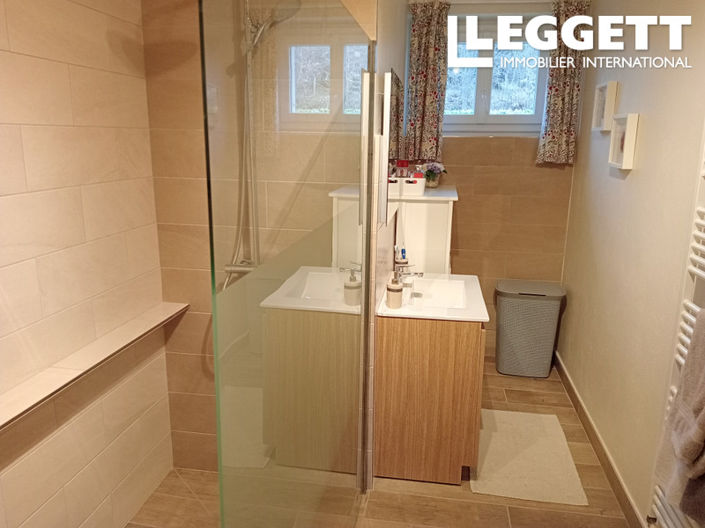 Image No.7-3 Bed House for sale