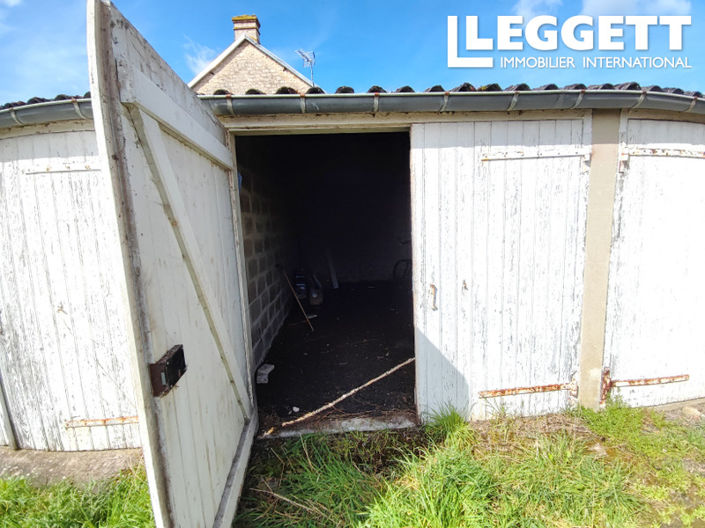 Image No.10-4 Bed House for sale