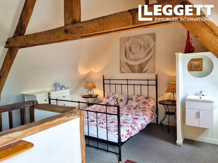 Image No.3-6 Bed House for sale