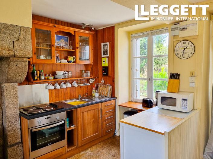 Image No.5-6 Bed House for sale