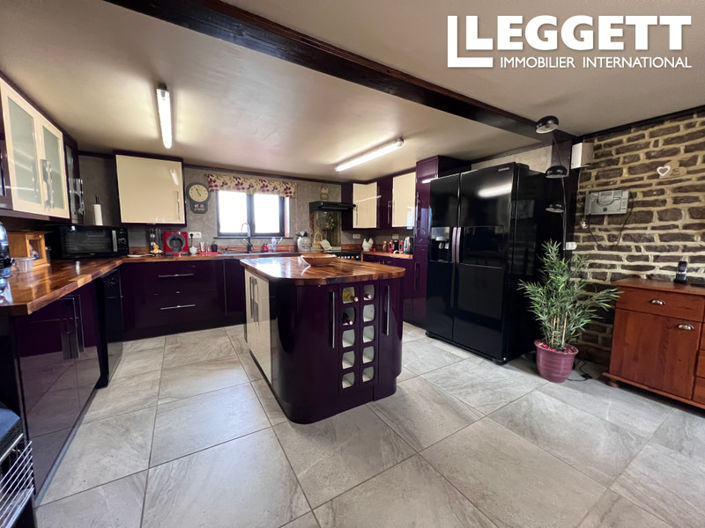 Image No.2-3 Bed House for sale