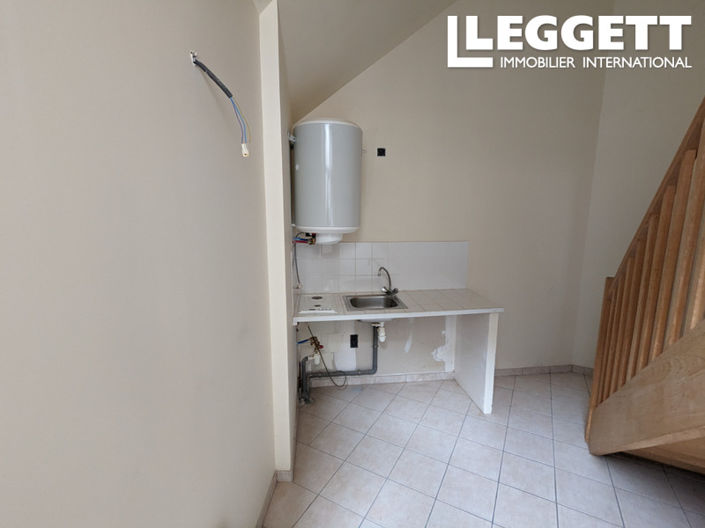 Image No.5-2 Bed House for sale