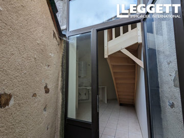 ahr0chm6ly9jzg4uagvzdglhlmltbw8vaw1hz2uvvevom