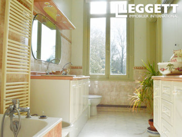 ahr0chm6ly9jzg4uagvzdglhlmltbw8vaw1hz2uvvevom