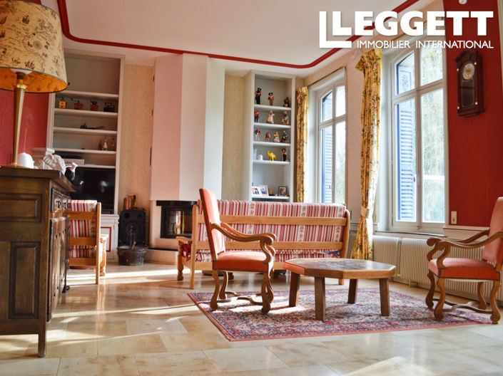 Image No.2-8 Bed House for sale