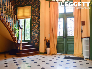 ahr0chm6ly9jzg4uagvzdglhlmltbw8vaw1hz2uvvevom