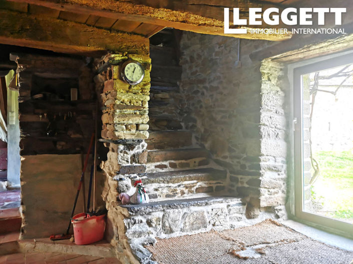 Image No.8-3 Bed House for sale