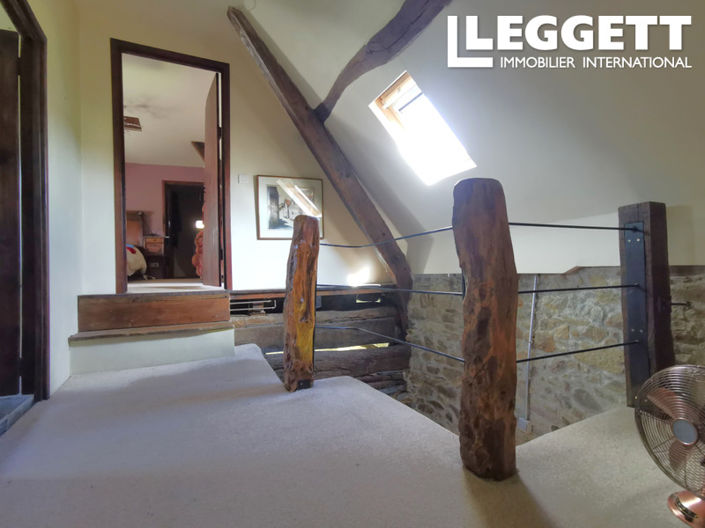 Image No.9-3 Bed House for sale