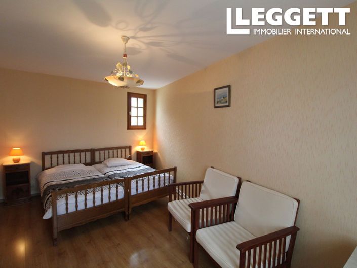 Image No.2-14 Bed Commercial for sale