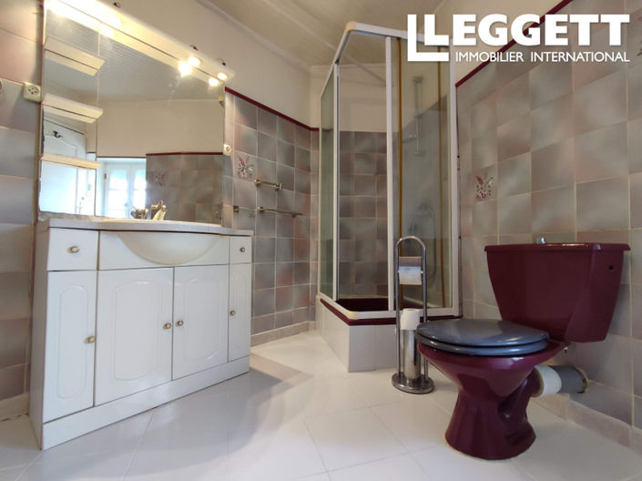 Image No.9-3 Bed House for sale