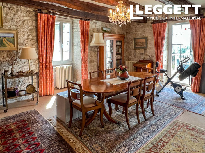 Image No.7-5 Bed House for sale