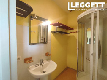 ahr0chm6ly9jzg4uagvzdglhlmltbw8vaw1hz2uvvevom