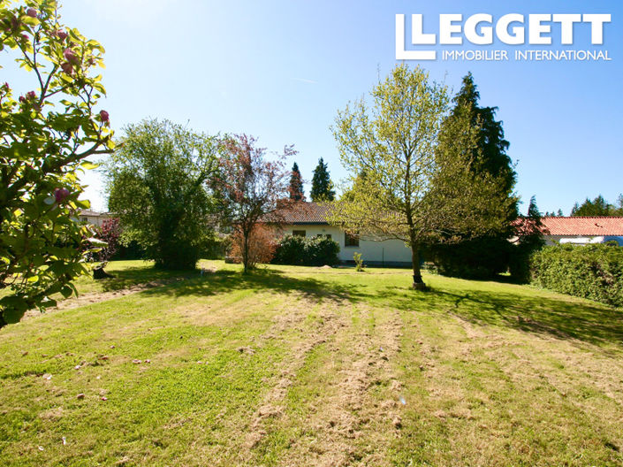 Image No.10-4 Bed House for sale