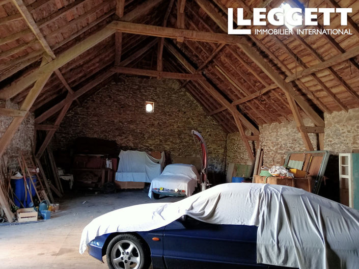 Image No.8-4 Bed House for sale