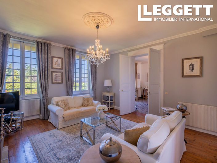 Image No.4-6 Bed House for sale