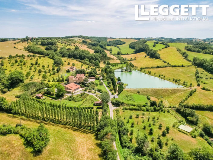 Image No.10-16 Bed Chateaux for sale