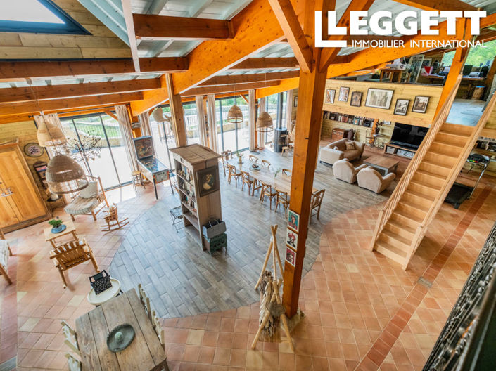 Image No.5-16 Bed Chateaux for sale