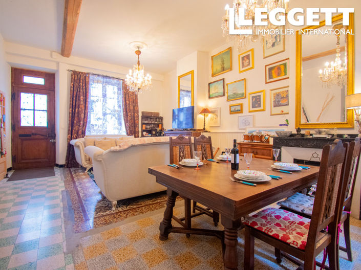 Image No.2-7 Bed House for sale