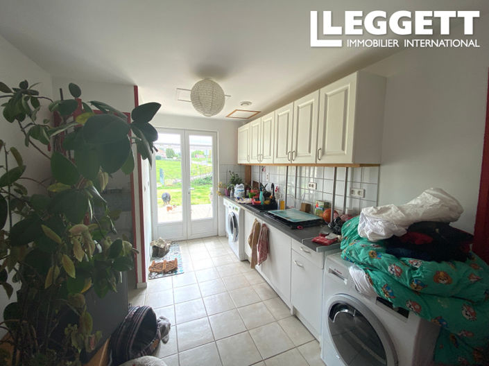 Image No.6-3 Bed House for sale