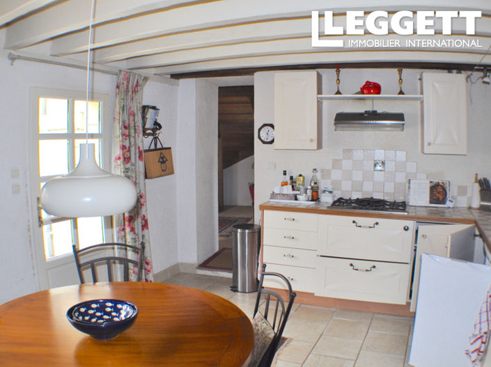 Image No.10-1 Bed House for sale