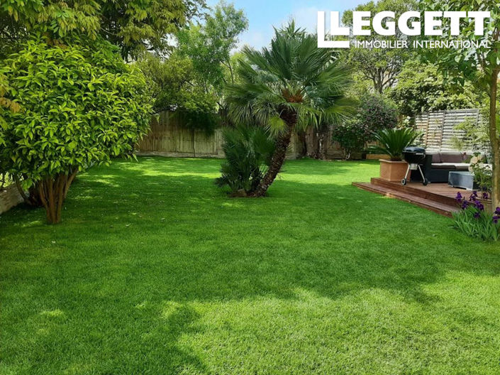 Image No.7-5 Bed House for sale