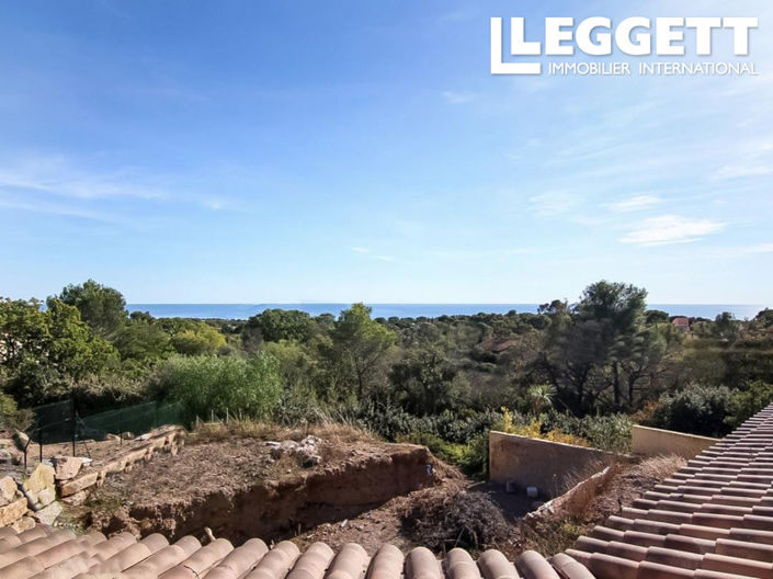 Image No.3-3 Bed Apartment for sale