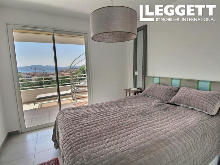 Image No.6-3 Bed Apartment for sale