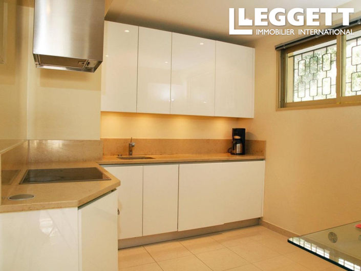 Image No.9-2 Bed Apartment for sale