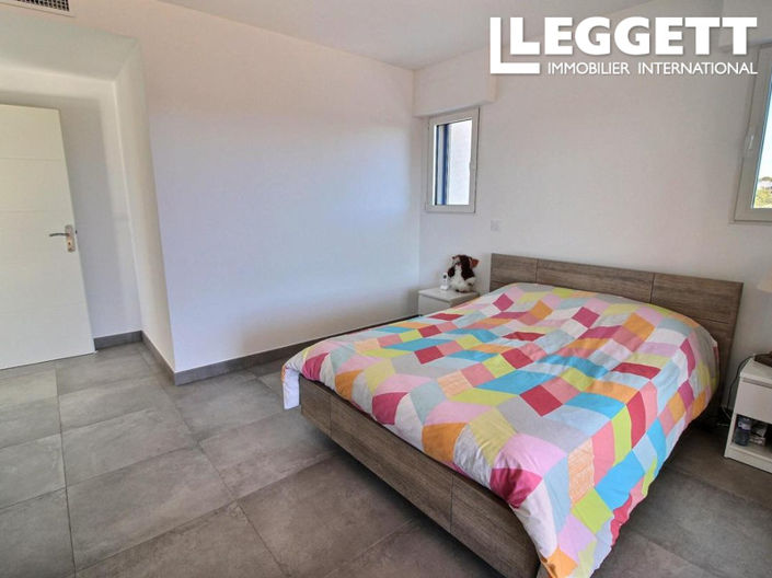 Image No.9-3 Bed Apartment for sale