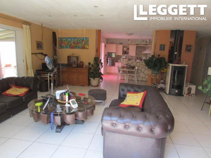 Image No.3-4 Bed House for sale