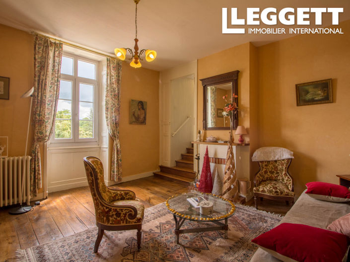 Image No.7-6 Bed House for sale