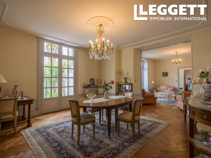 Image No.9-6 Bed House for sale