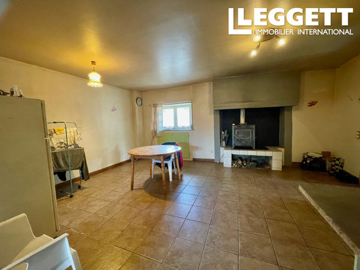 Image No.10-1 Bed House for sale