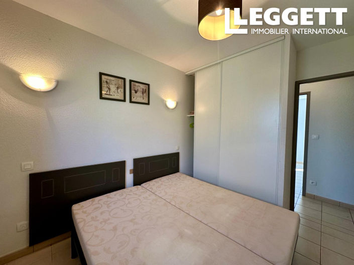 Image No.10-2 Bed House for sale