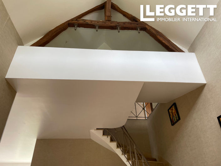 Image No.7-5 Bed House for sale