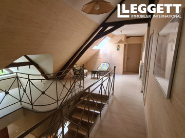 ahr0chm6ly9jzg4uagvzdglhlmltbw8vaw1hz2uvvevom