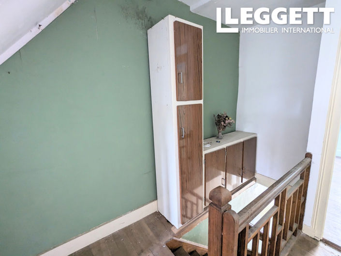 Image No.6-2 Bed House for sale