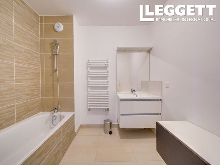 Image No.10-2 Bed Apartment for sale