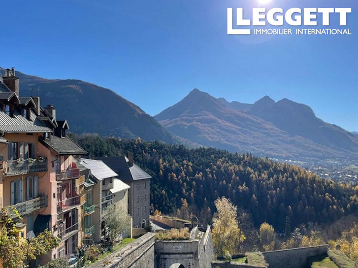 Image No.3-4 Bed Apartment for sale